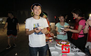 2019年的新年团建是一个值得让人