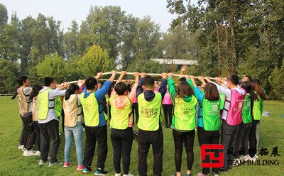 户外拓展活动心得体会500字/800字