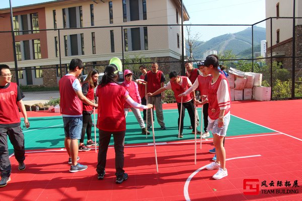 为期3天的集团应届大学生拓展训